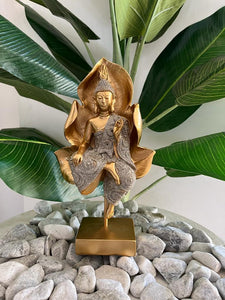 Thai Buddha On Leaf