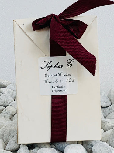 Sophia wooden Heart Fragrance Oil White Bag