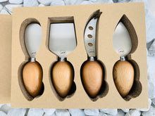 Load image into Gallery viewer, Cheese Knife set of 4 wood