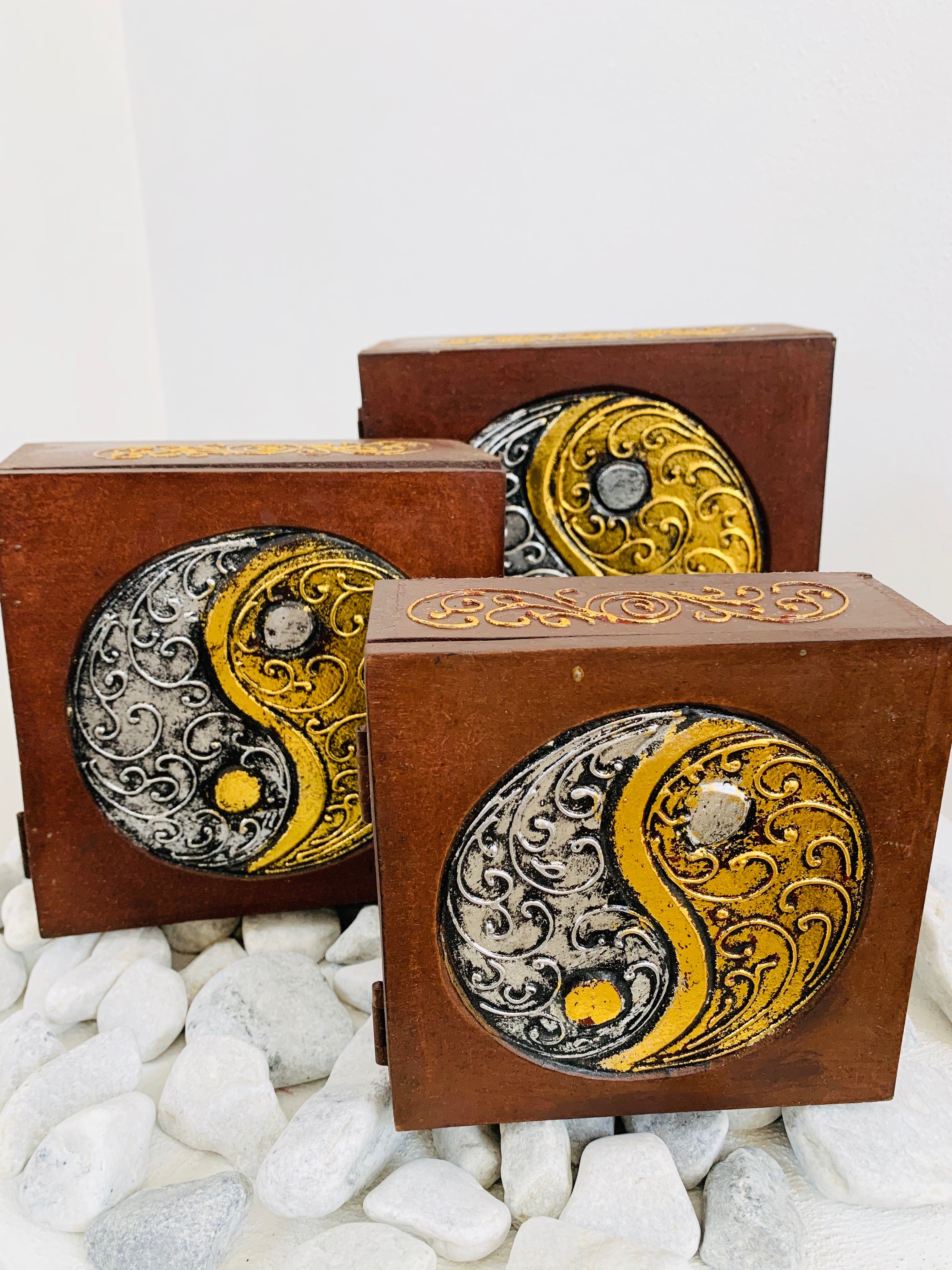 HANDMADE SET OF 3 BOXES- YIN AND YANG 3 SIZES