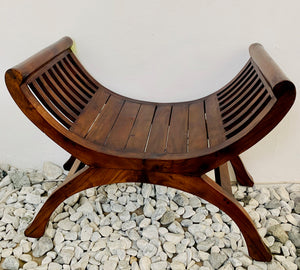 YUYU CHAIR DARK WOOD
