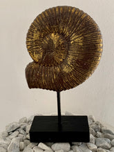 Load image into Gallery viewer, SEASHELL ON A STAND DECOR 40CM